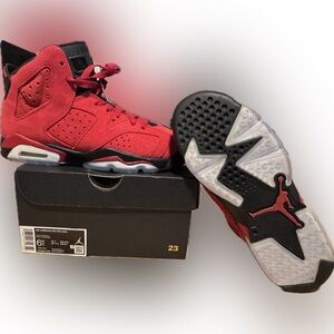 Air Jordan 6 Retro Women’s Sz 8